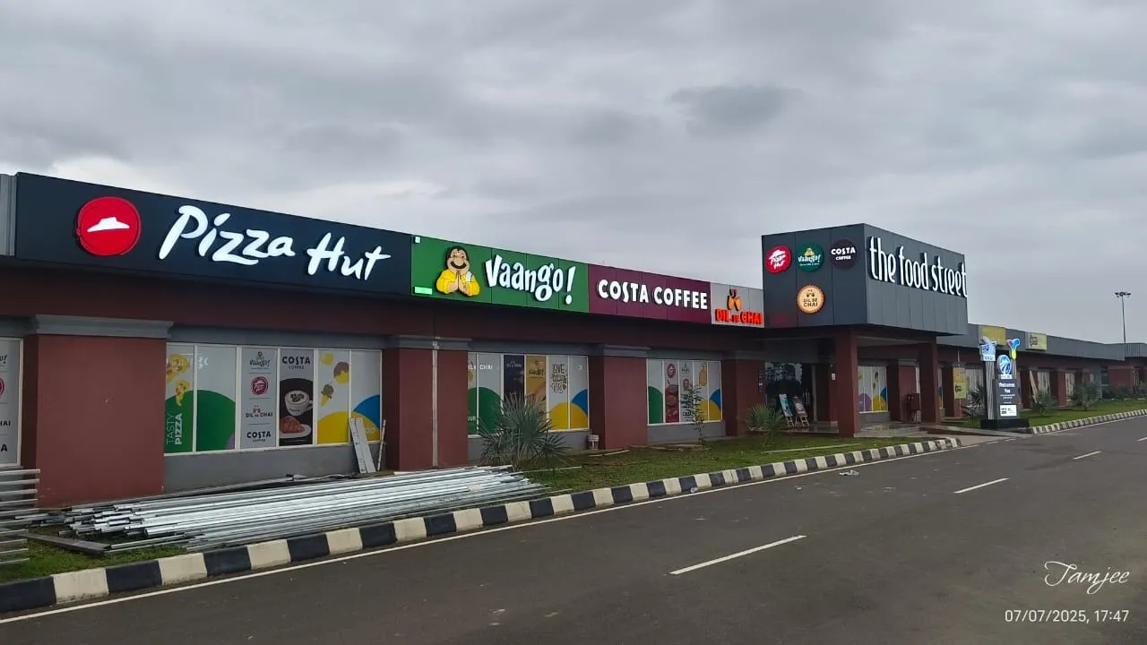 Garoth site fuel station with amenities on the Delhi Mumbai Expressway